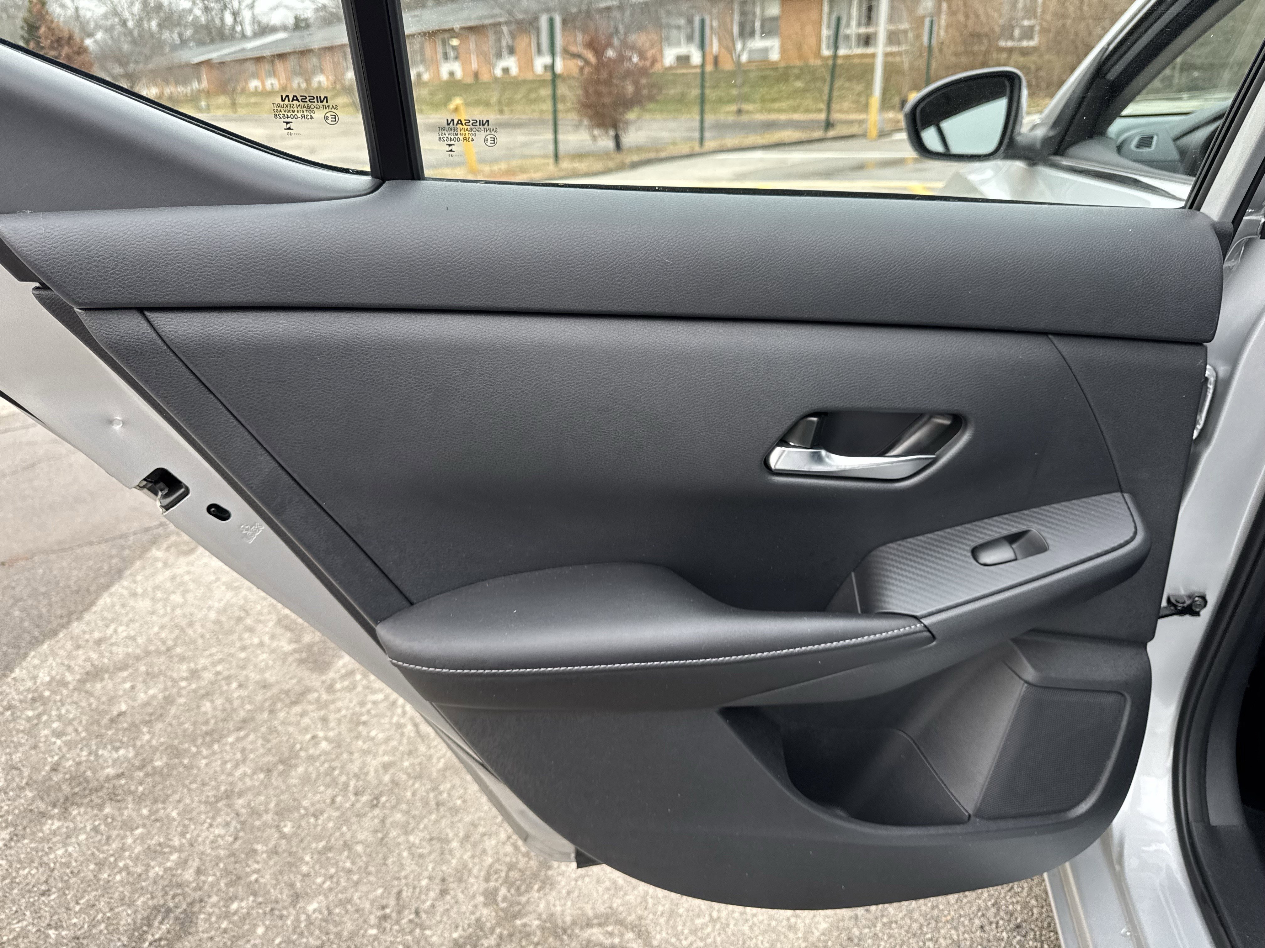 Used 2023 Nissan Sentra SV w/ All-Weather Package image 30