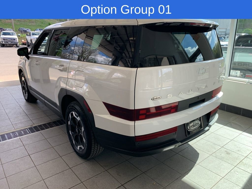Used 2024 Hyundai Santa Fe SE image 8
