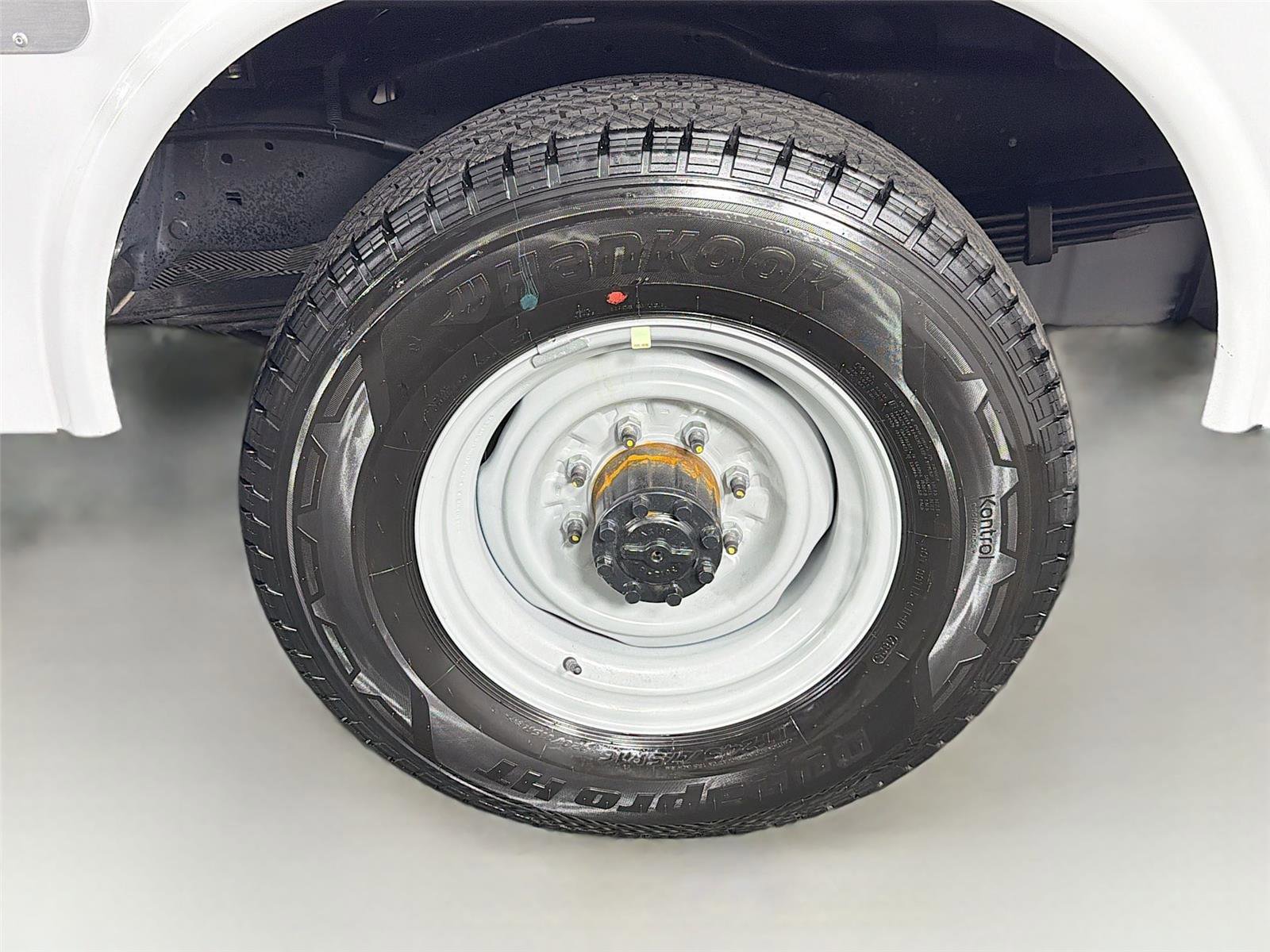 New 2027 Ford E-350 and Econoline 350 Super Duty w/ Power Equipment Group RWD image 31