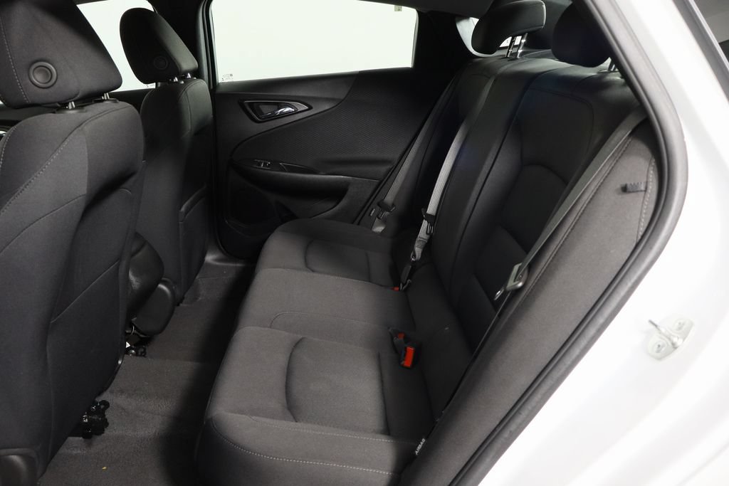 Used 2024 Chevrolet Malibu LS w/ Driver Confidence Package FWD image 8