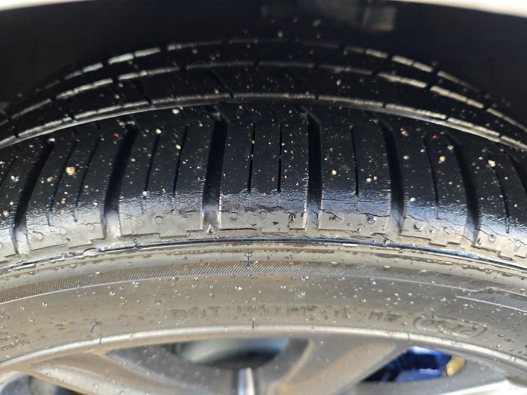 Used 2022 Cadillac CT4 V image 9