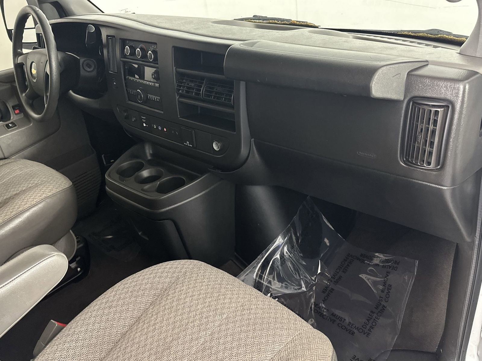 Used 2019 Chevrolet Express 3500 LT w/ LT Preferred Equipment Group RWD image 31