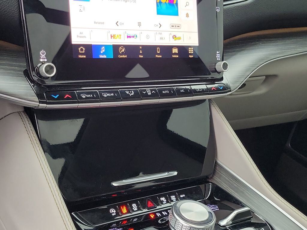 Used 2023 Jeep Wagoneer Series III w/ Premium Group I image 28