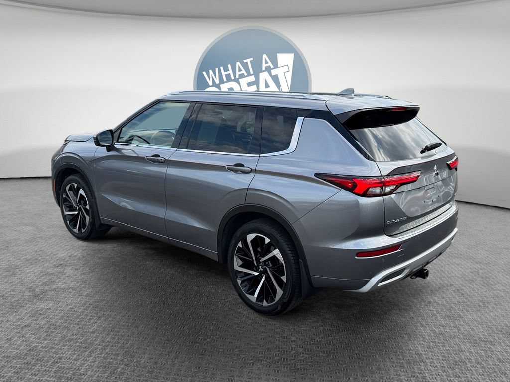 Used 2022 Mitsubishi Outlander SEL AWD/4WD image 6