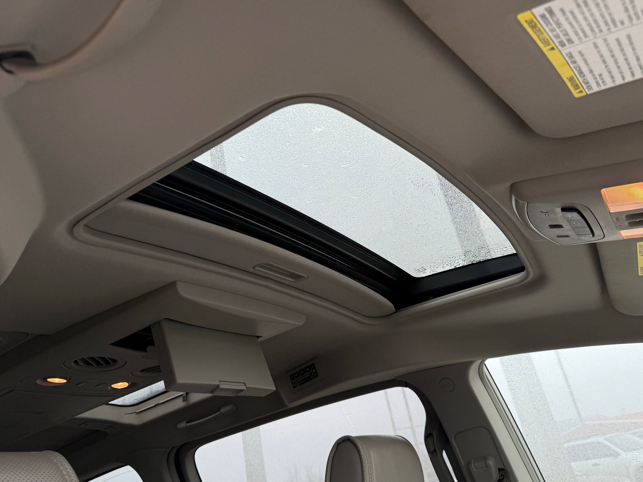 Used 2009 Nissan Quest SE w/ Seat Pkg image 30