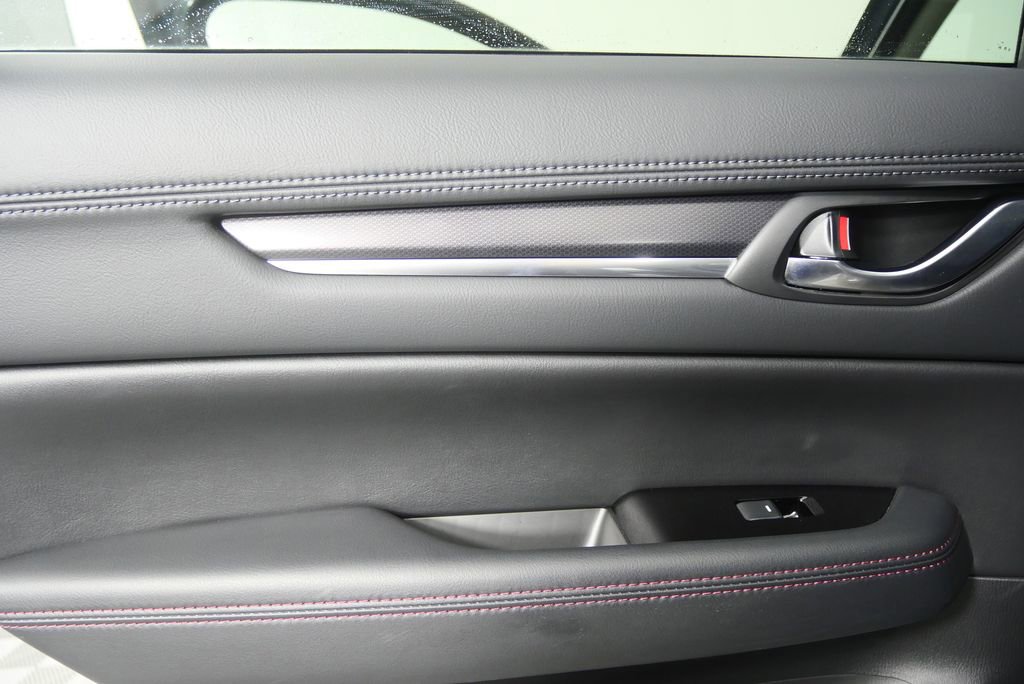 Used 2022 MAZDA CX-5 Carbon Edition image 14