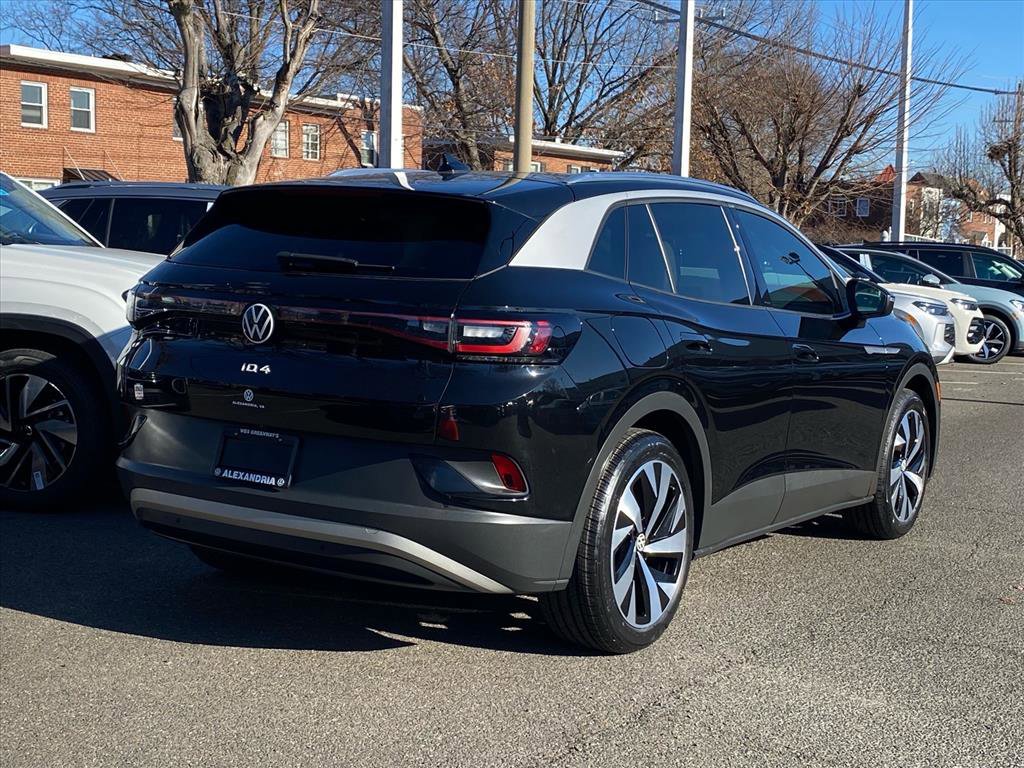 Certified 2022 Volkswagen ID.4 Pro S image 3