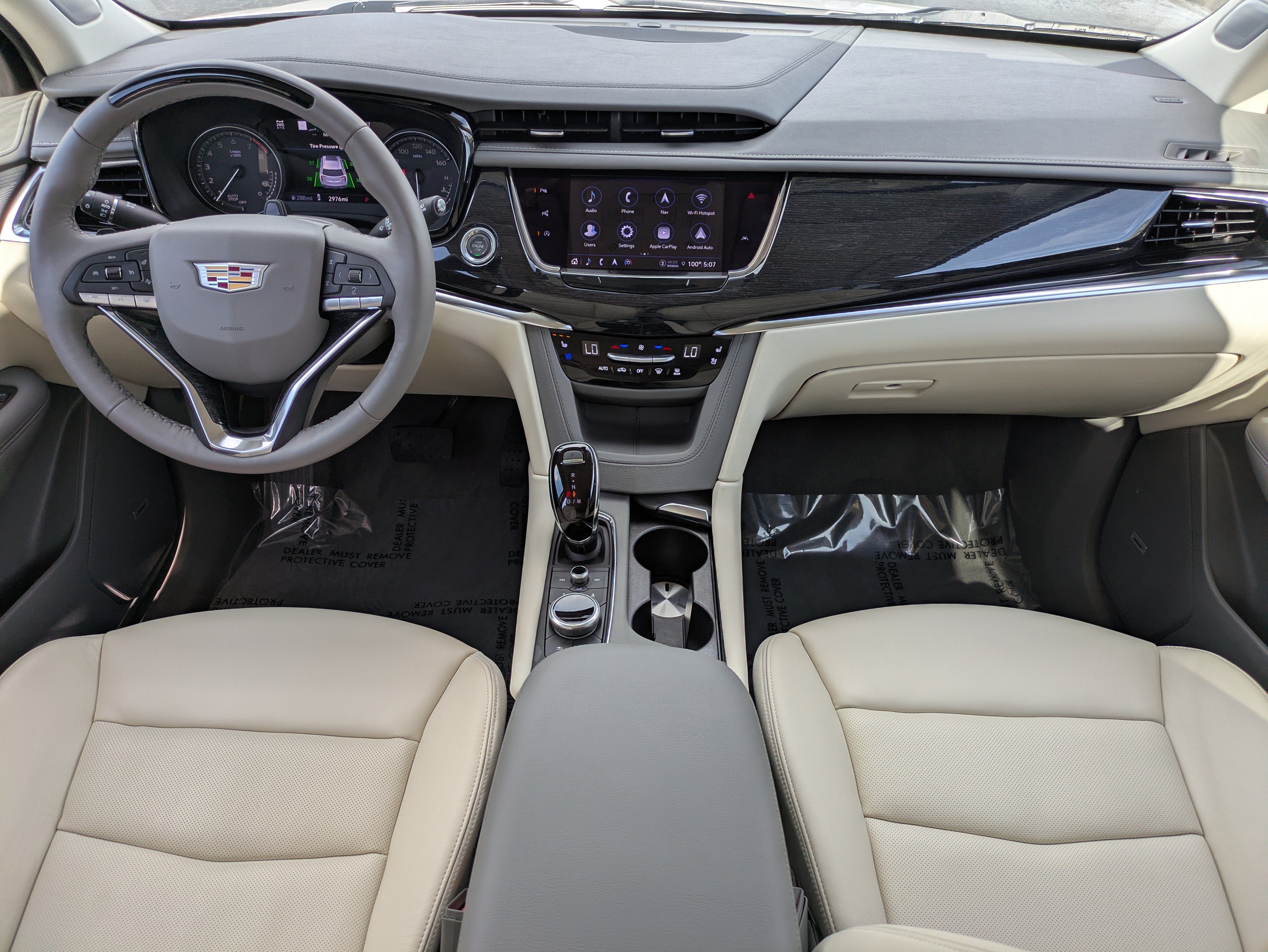 Certified 2025 Cadillac XT6 Premium Luxury w/ Technology Package AWD/4WD image 14