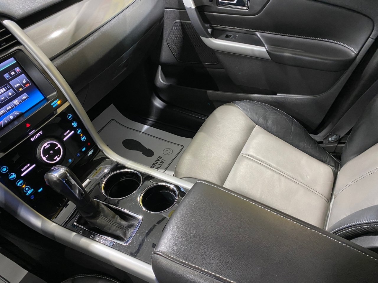 Used 2014 Ford Edge Sport w/ Driver Entry Package image 17