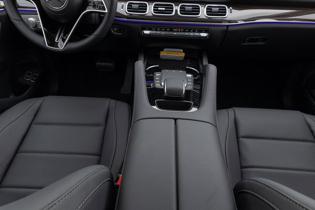 Certified 2025 Mercedes-Benz GLE 450e 4MATIC image 26