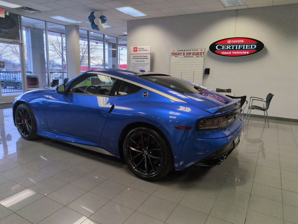Used 2025 Nissan Z Performance w/ Floor Mat Package image 3