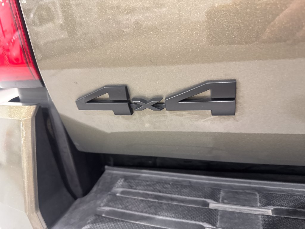 Used 2025 Toyota Tacoma TRD Off-Road AWD/4WD image 36