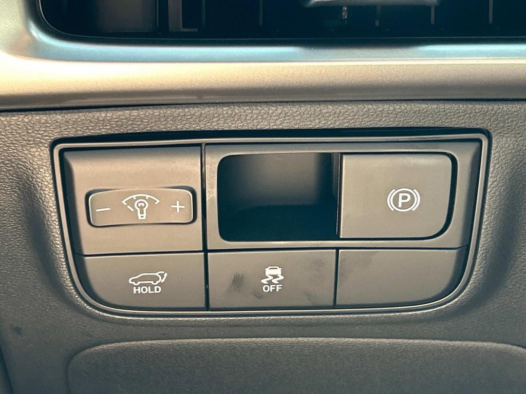 New 2025 Hyundai Tucson Limited AWD/4WD image 28