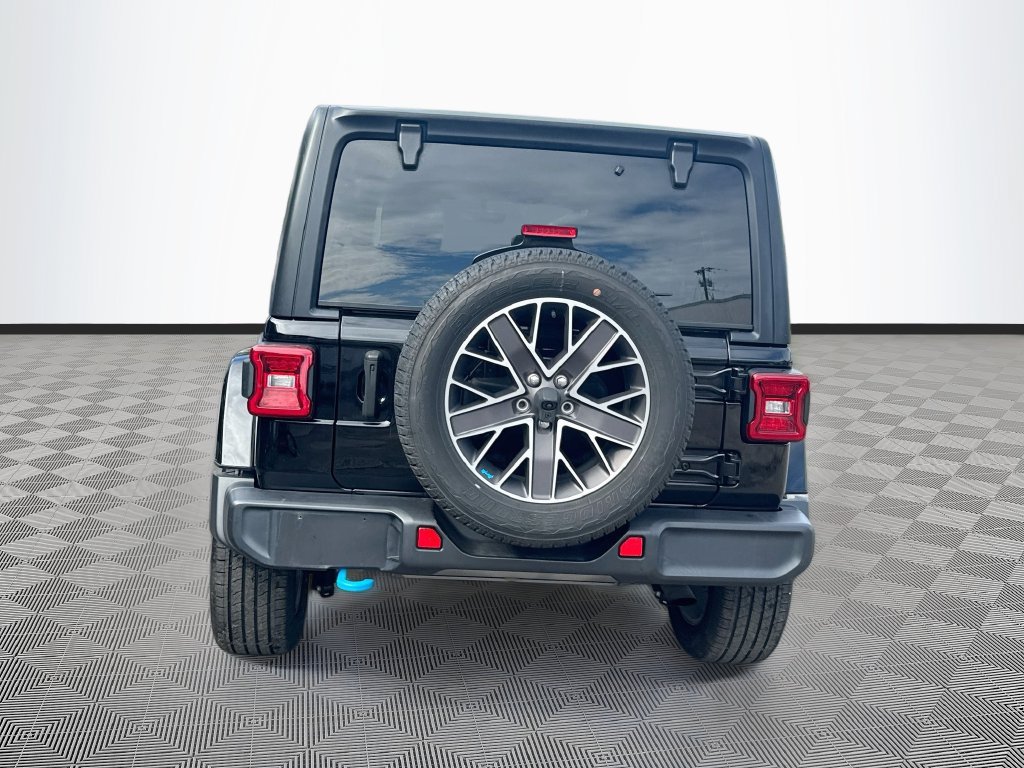 Certified 2023 Jeep Wrangler Unlimited Sahara w/ Cold Weather Group AWD/4WD image 7