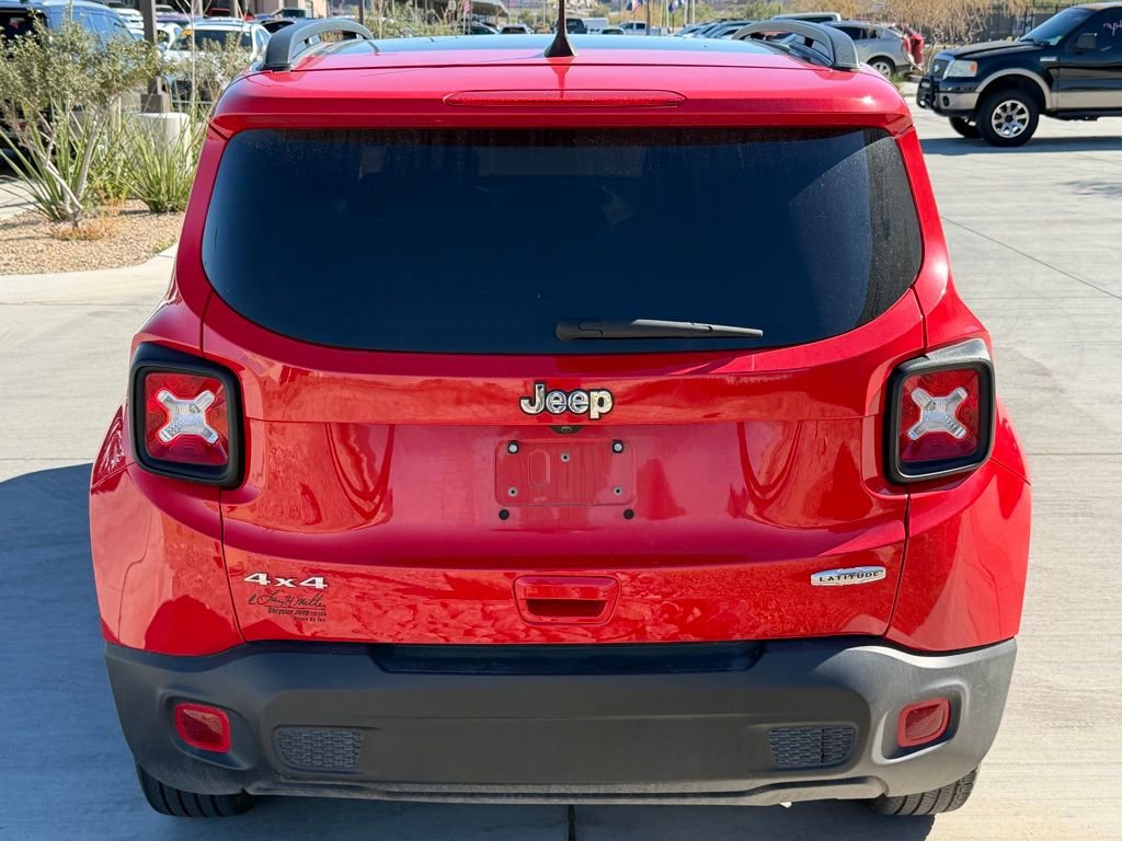 Used 2022 Jeep Renegade Latitude w/ Sun/Sound Group image 7
