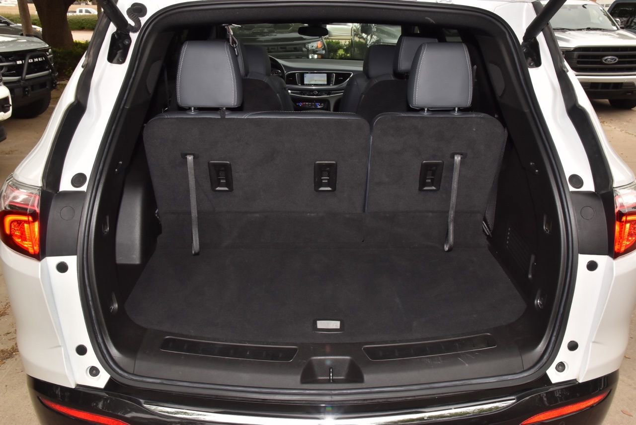 Used 2023 Buick Enclave Essence w/ Experience Buick Package image 38