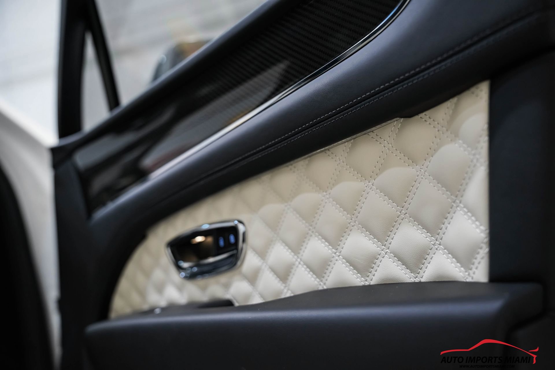 Used 2022 Bentley Bentayga Speed image 51