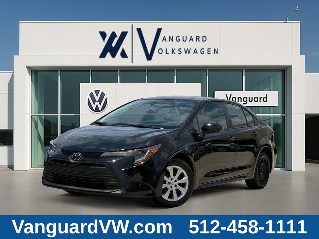 Used 2026 Toyota Corolla LE FWD image 1