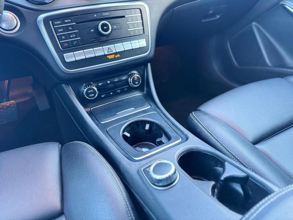 Used 2018 Mercedes-Benz GLA 250 4MATIC image 16