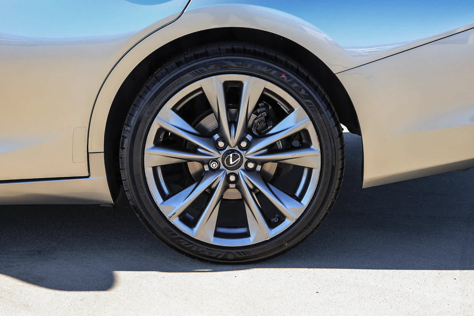 Used 2021 Lexus ES 250 F Sport w/ Accessory Package 2 AWD/4WD image 10