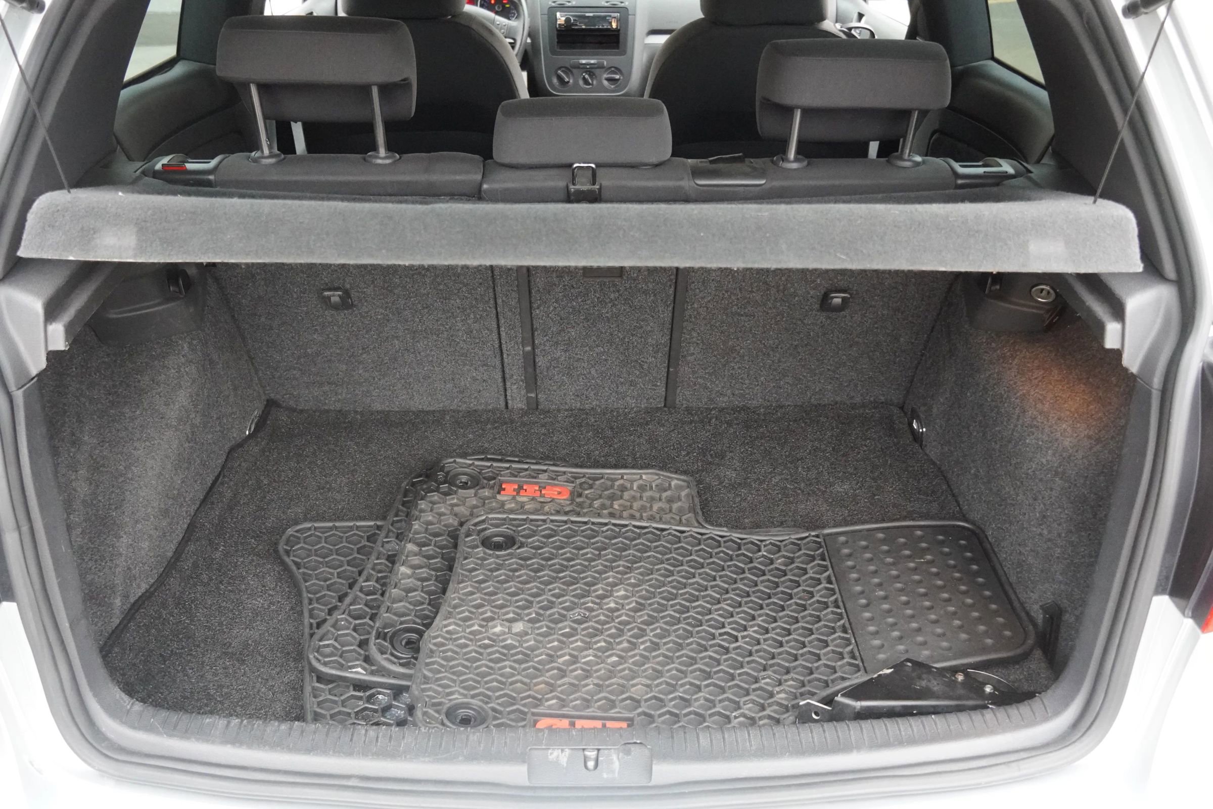 Used 2007 Volkswagen GTI 2.0T 2-Door image 33