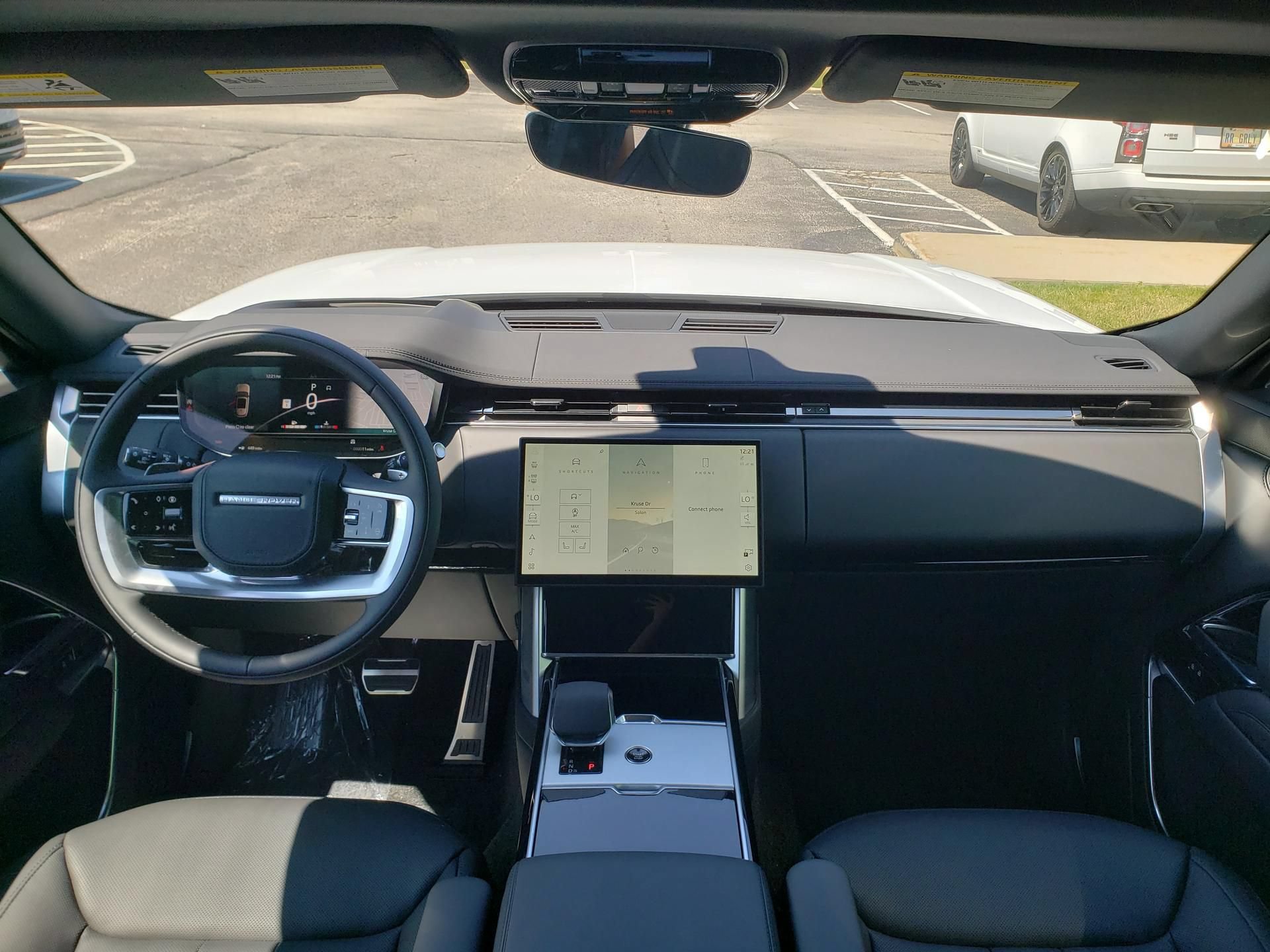 New 2026 Land Rover Range Rover SE AWD/4WD image 13