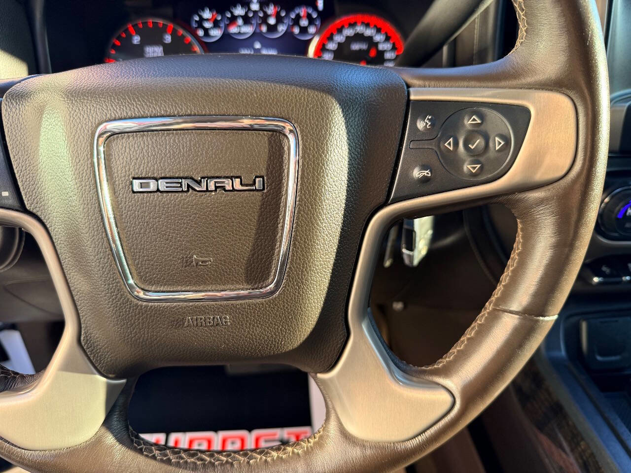 Used 2015 GMC Sierra 2500 Denali w/ Duramax Plus Package image 25