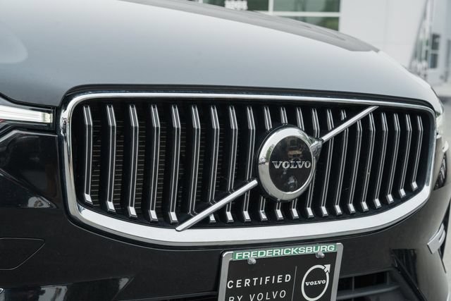 Certified 2023 Volvo XC60 B5 Plus w/ Climate Package AWD/4WD image 12