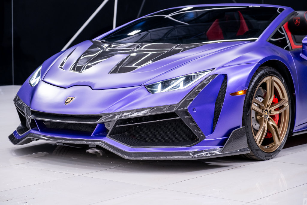 Used 2021 Lamborghini Huracan EVO RWD image 4