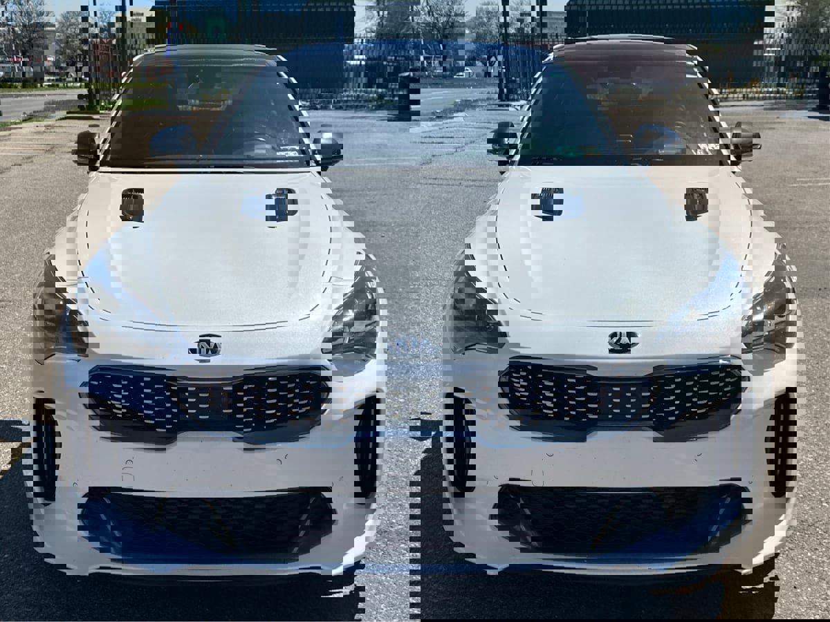 Used 2019 Kia Stinger GT2 image 22