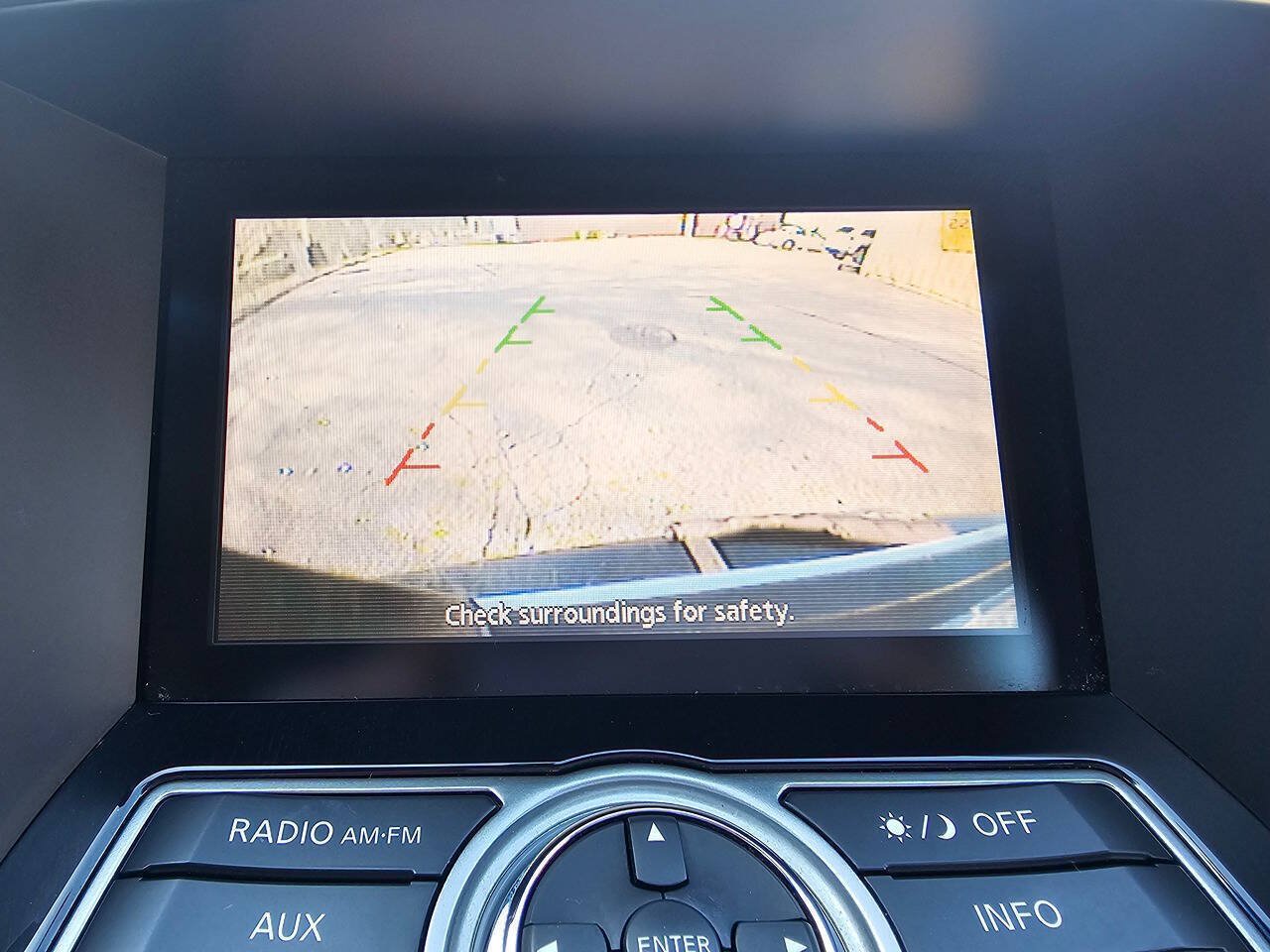 Used 2017 INFINITI QX70 2WD image 21