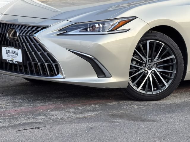 Used 2025 Lexus ES 350 w/ Premium Package FWD image 7