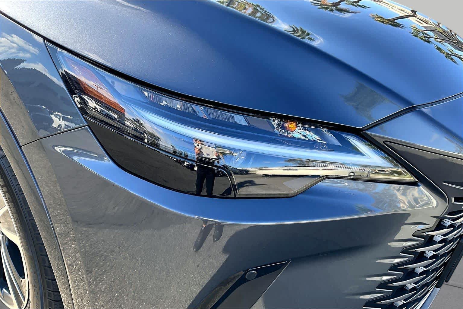 Used 2024 Lexus RX 350 Premium w/ Convenience Package FWD image 26
