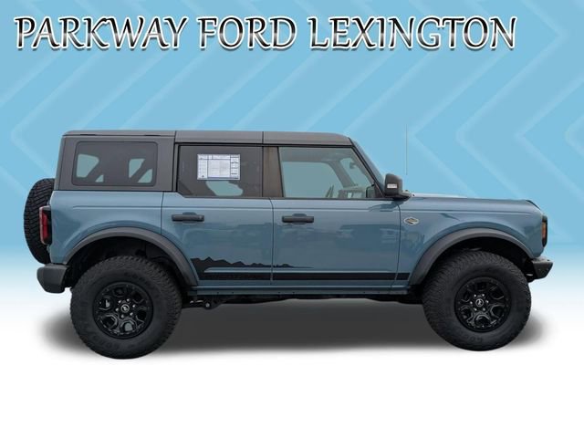 Used 2022 Ford Bronco Wildtrak image 4