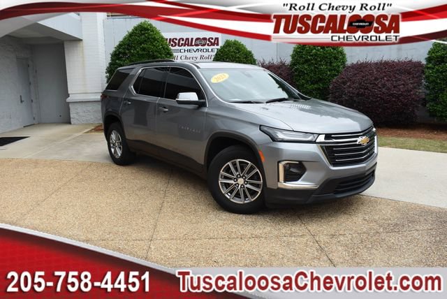 Used 2023 Chevrolet Traverse LT FWD image 1