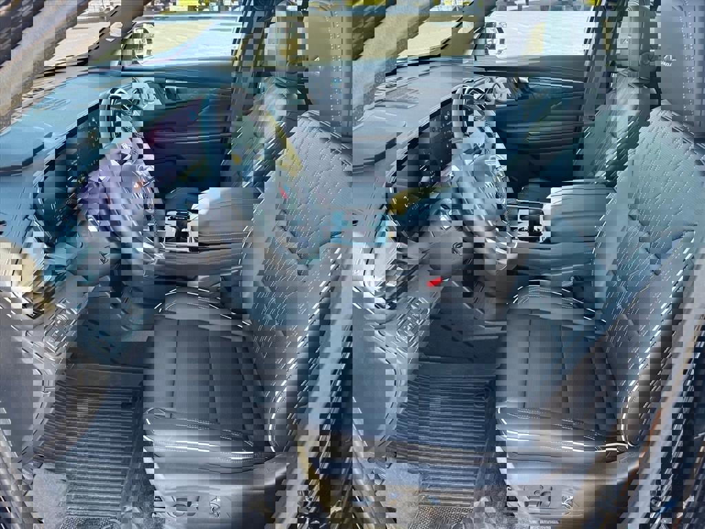 Certified 2025 Buick Enclave Avenir w/ Super Cruise Package image 5