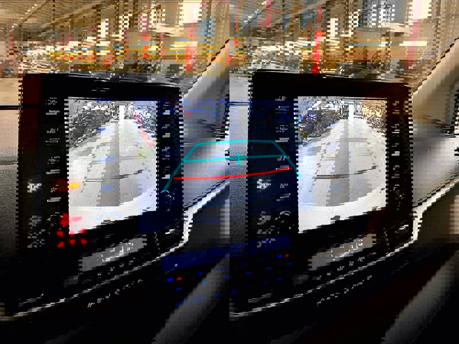 Used 2024 Toyota Sienna LE image 20