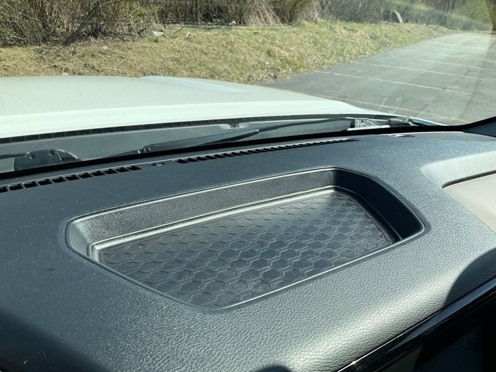 Used 2022 Nissan Frontier SV image 11