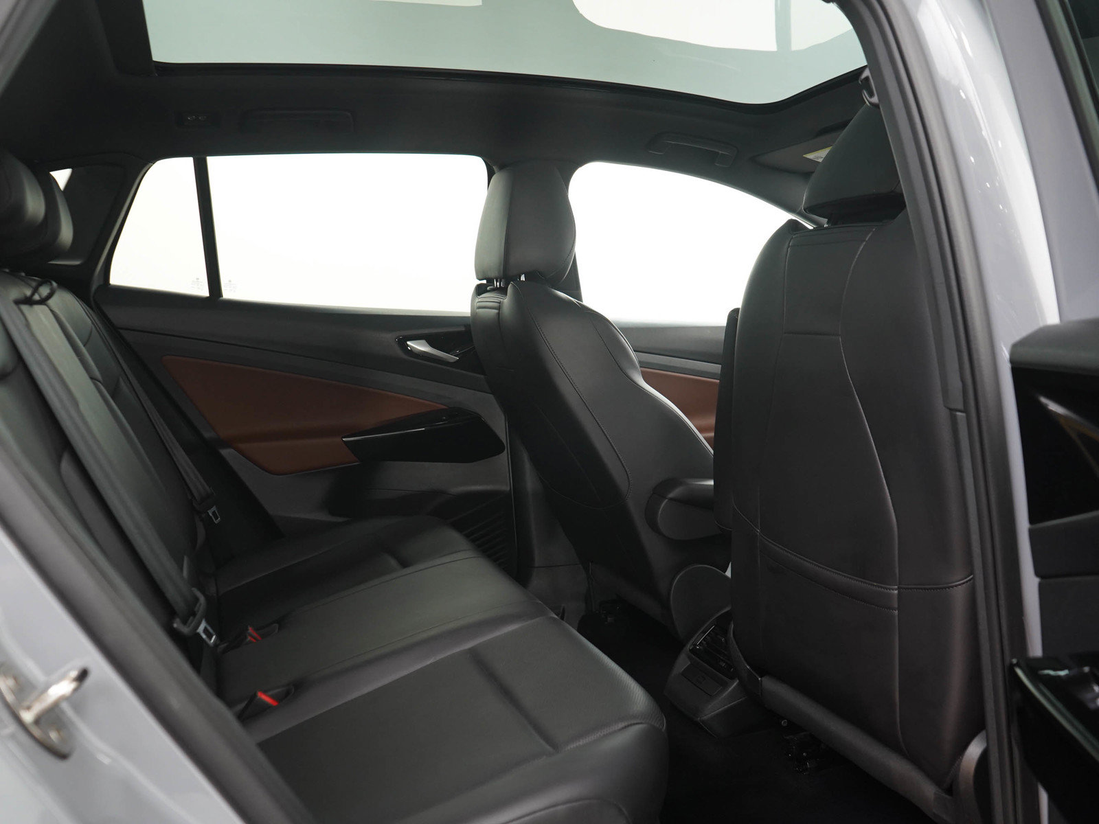 Used 2021 Volkswagen ID.4 Pro S RWD image 12