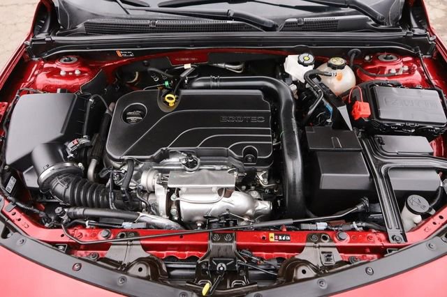 Used 2024 Chevrolet Malibu LT image 25