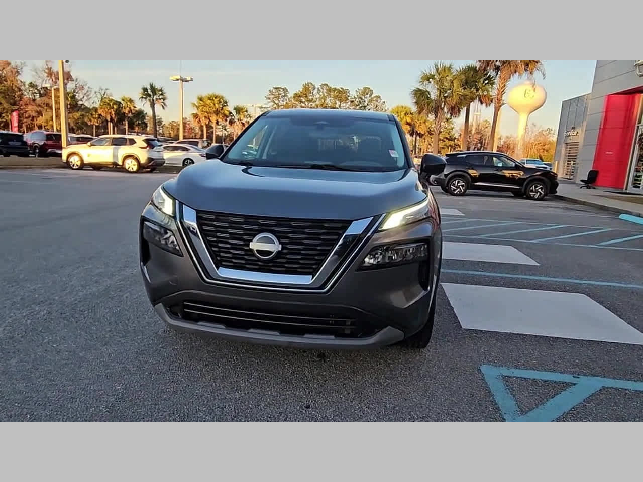 Used 2023 Nissan Rogue S image 20