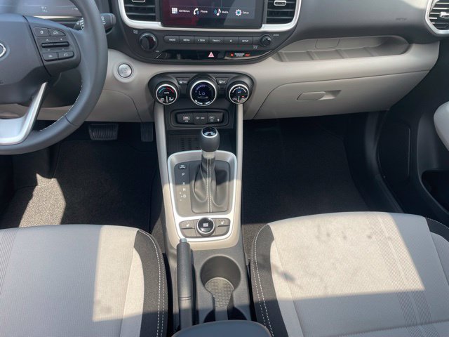 New 2026 Hyundai Venue SEL FWD image 17