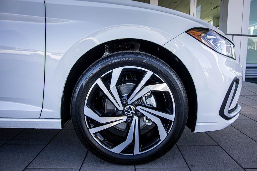 New 2026 Volkswagen Jetta SEL FWD image 21