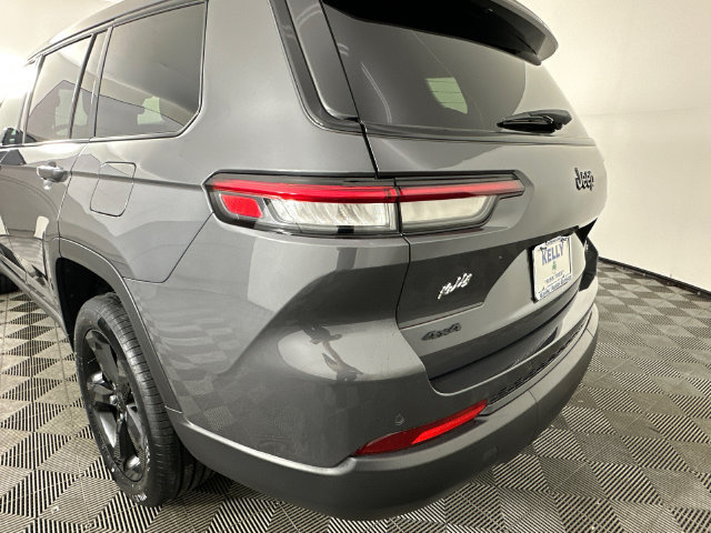 Certified 2024 Jeep Grand Cherokee L Limited w/ Black Appearance Package AWD/4WD image 34