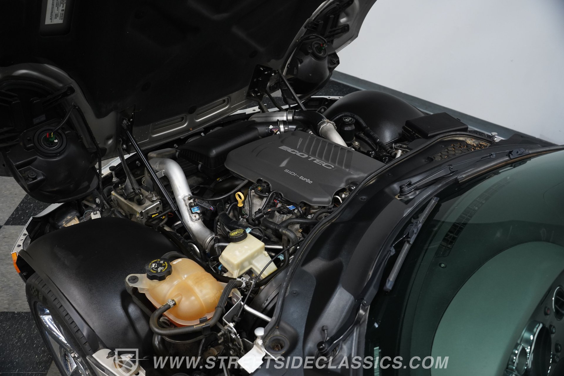 Used 2007 Pontiac Solstice GXP w/ Premium Package RWD image 31