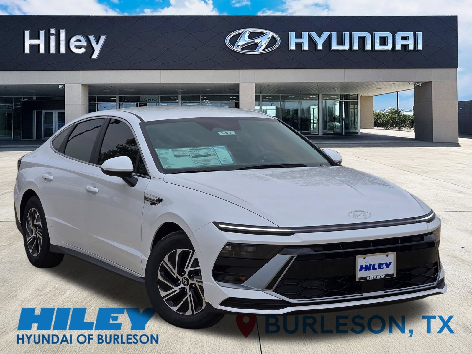 New 2026 Hyundai Sonata Blue FWD video 2