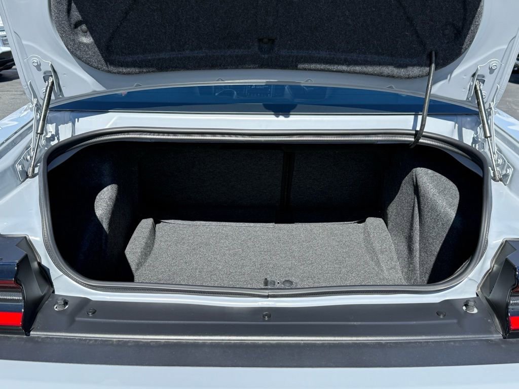 Used 2022 Dodge Challenger SRT Hellcat Redeye image 12