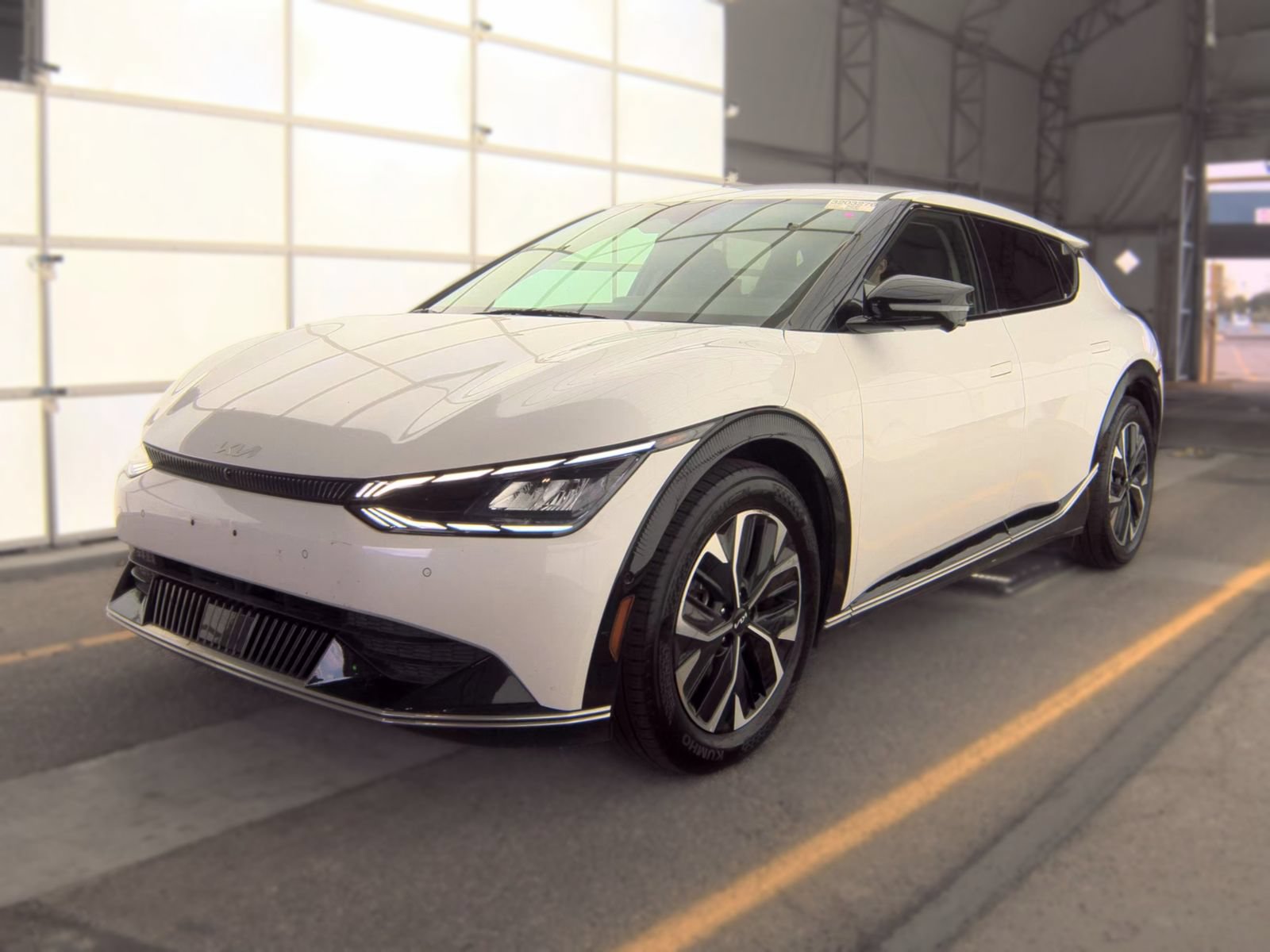 Used 2024 Kia EV6 Wind w/ Wind Technology Package AWD/4WD image 13