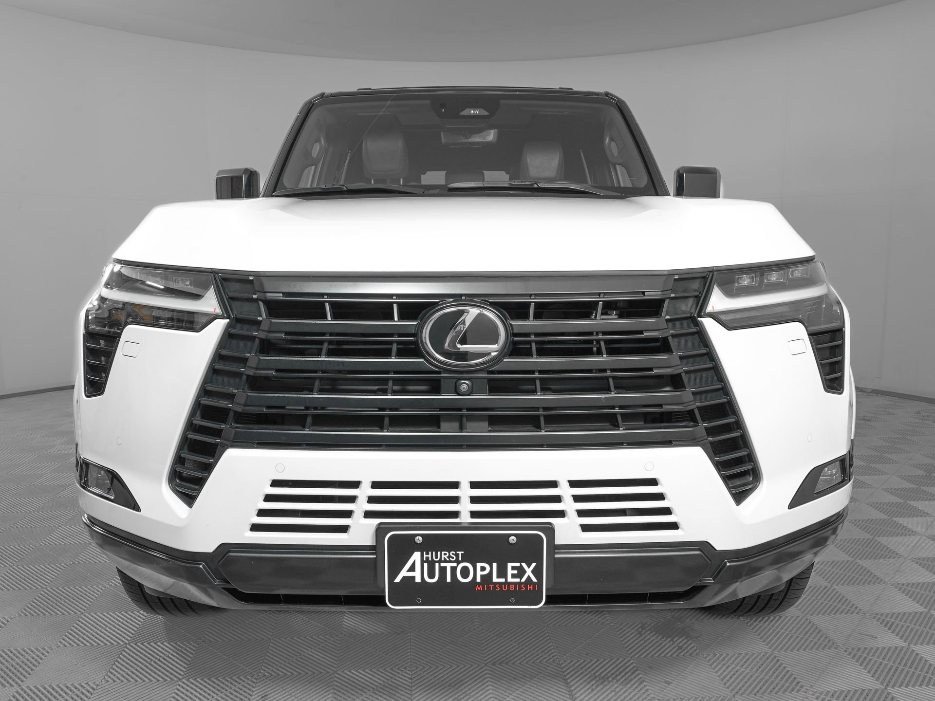 Used 2024 Lexus GX 550 w/ Accessory Package (2T) AWD/4WD image 2