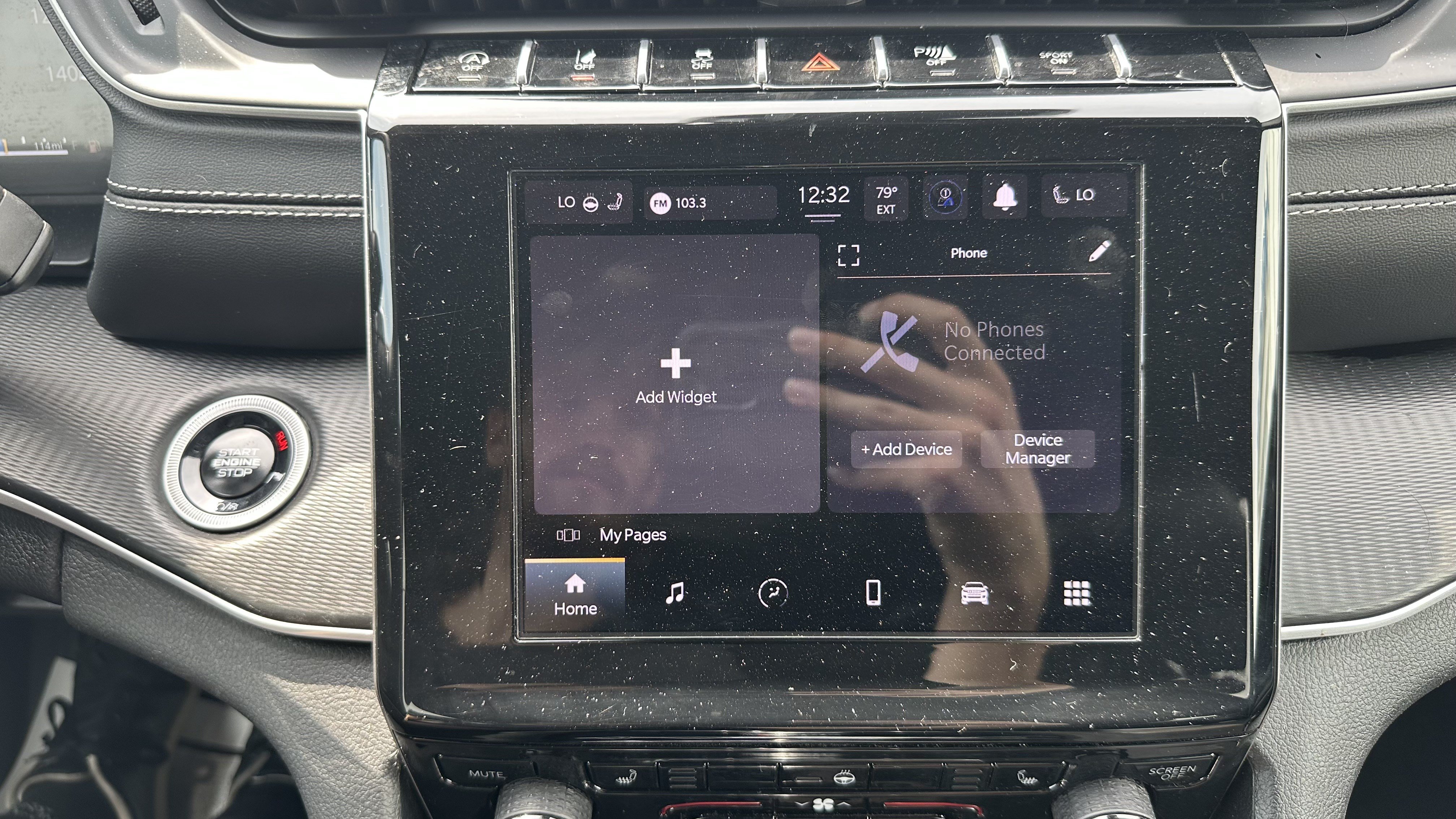 Used 2025 Jeep Grand Cherokee Altitude AWD/4WD image 25